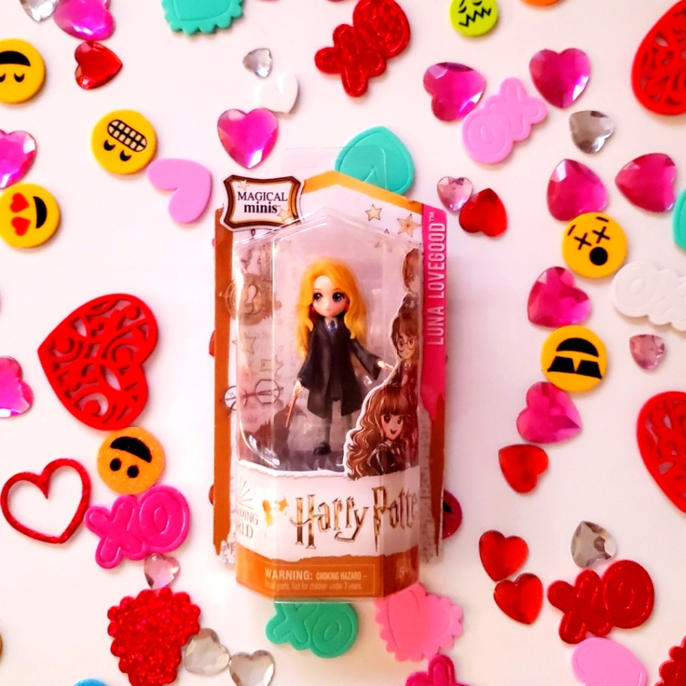 Harry Potter Luna Lovegood magical mini